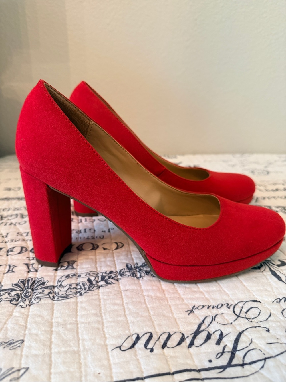 Naturalized Red Block Heel Pumps - Women's Classic Platform Size 8